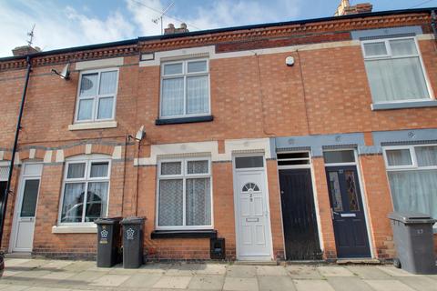 2 bedroom terraced house to rent, Denmark Road, Leicester