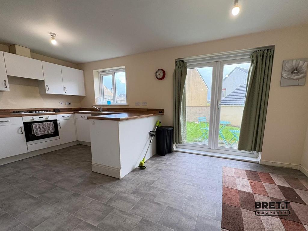 Kitchen/Dining