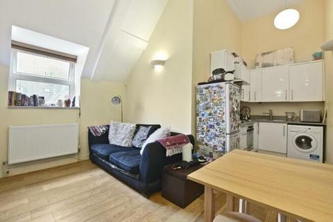 1 bedroom apartment to rent, High Street,  London,  N8