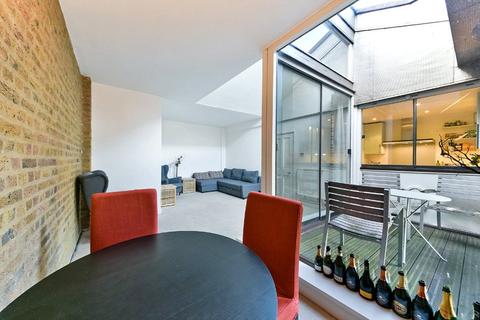 1 bedroom flat for sale, Ivory House, East Smithfield, St Katharine Docks, London, E1W