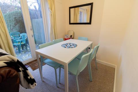 5 bedroom end of terrace house to rent - Greenhill Road, Winchester