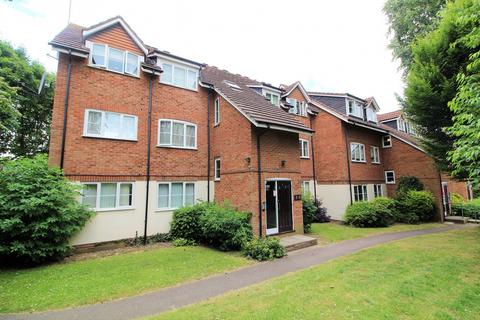Studio to rent, Napier Court, Flamstead End Road, Cheshunt, EN8