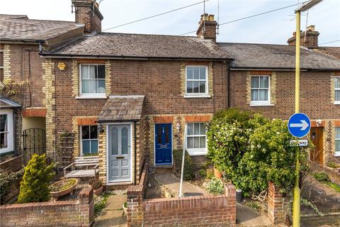 2 bedroom terraced house to rent - Cravells Road, Harpenden, Hertfordshire