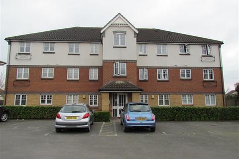 2 bedroom flat to rent, Warwick Road, West Drayton