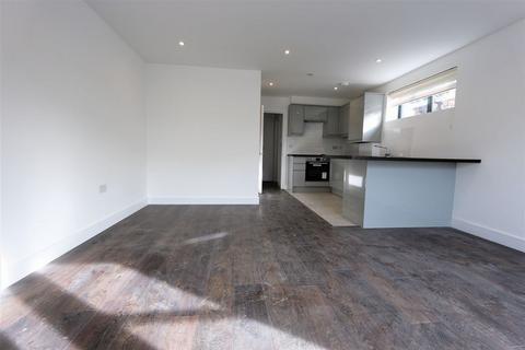 2 bedroom flat to rent, Carlingford Road, Harringay N15