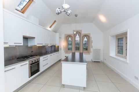 2 bedroom character property to rent, The Sanctuary, Old St. Marks Church