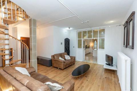 2 bedroom character property to rent, The Sanctuary, Old St. Marks Church