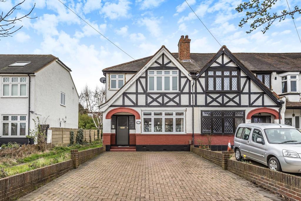 Langley Way, West Wickham 3 bed end of terrace house £540,000