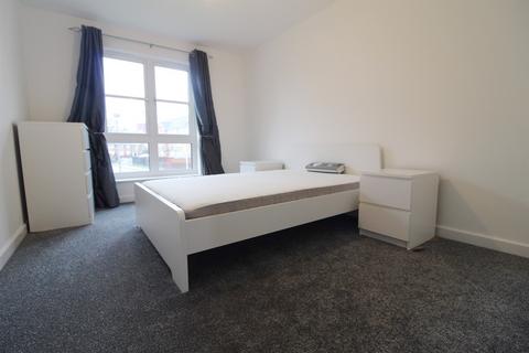 1 bedroom apartment to rent, Kennet Walk, Kenavon Drive, Reading, RG1