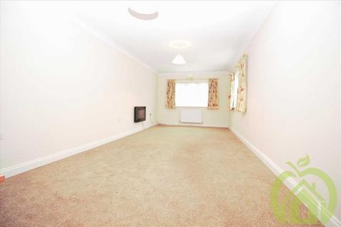 5 bedroom semi-detached house to rent, EMAIL ONLY TO REGISTER YOUR INTEREST, Romford