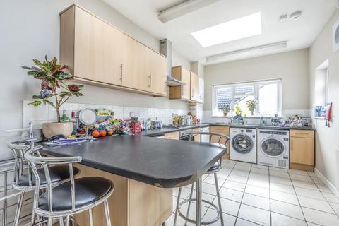 5 bedroom flat to rent, Cowley Road,  East Oxford,  HMO Ready 5 Sharers,  OX4