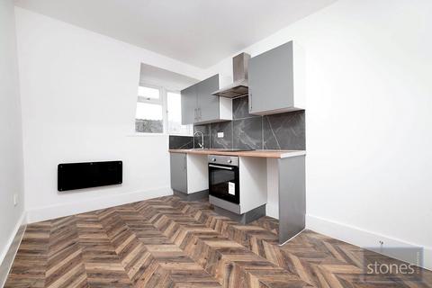 Studio to rent, Glenloch Road, London, NW3