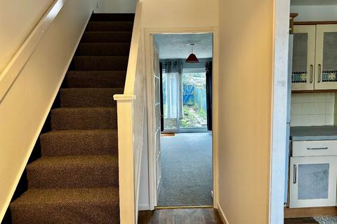 2 bedroom terraced house to rent, Sandpiper Way, St Pauls Cray, Orpington, BR5 3NS