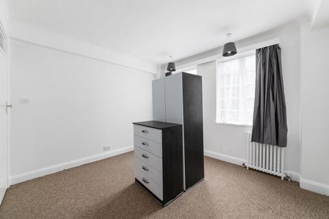 2 bedroom flat to rent, Du Cane Court Balham High Road Balham SW17 7JJ