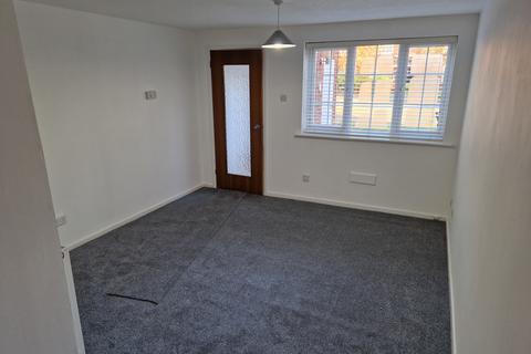 1 bedroom ground floor flat to rent, St Bedes Gardens, Cambridge CB1