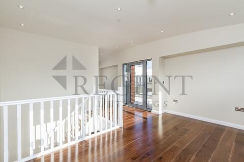 2 bedroom apartment to rent, Bream's Buildings, Holborn, EC4A