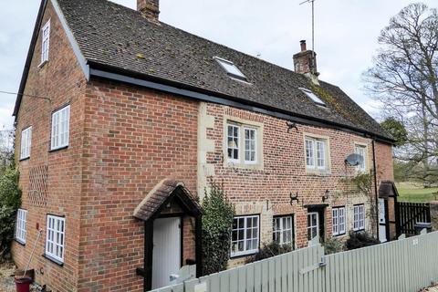 4 bedroom detached house to rent, Heytesbury, Warminster BA12