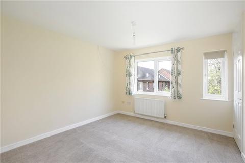 2 bedroom terraced house to rent, Harvest Close, Badger Farm, Winchester, SO22