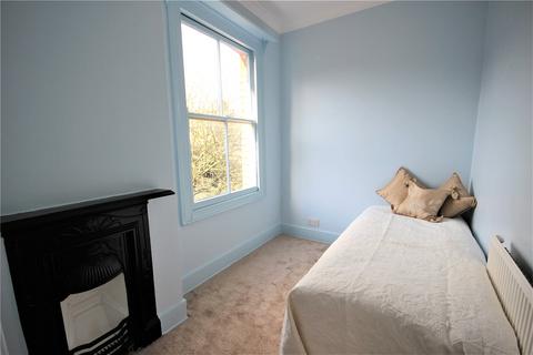 2 bedroom apartment to rent, Beech Road, Bounds Green, London, N11