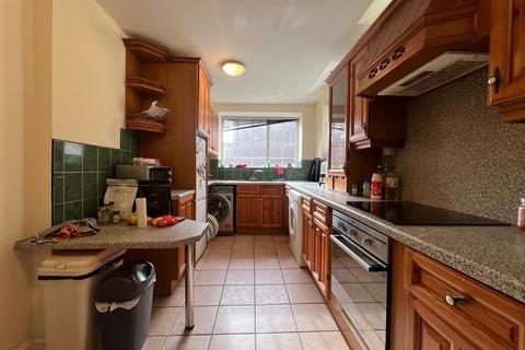 2 bedroom flat to rent, 145-147 Westgate Road, Newcastle Upon Tyne NE1