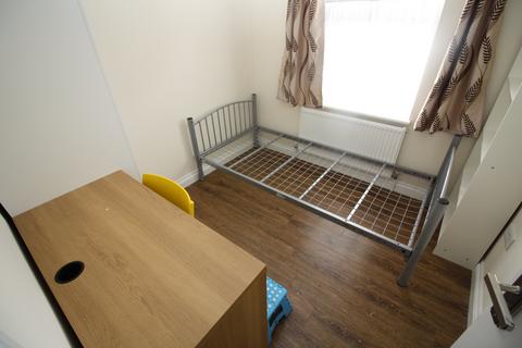 4 bedroom house to rent - Queen Margarets Road, Canley, Coventry