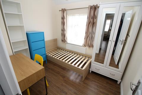 4 bedroom house to rent - Queen Margarets Road, Canley, Coventry