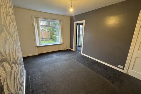 3 bedroom apartment to rent, Croftmont Ave, Croftfoot