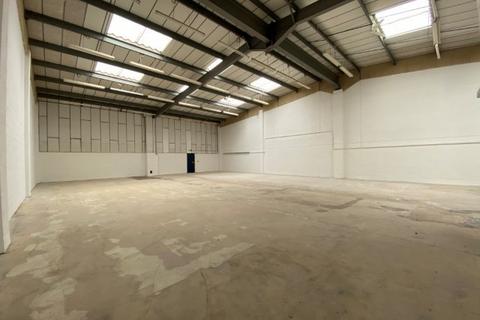 Industrial unit to rent, Unit 15 , Ashcurch Business Centre, Alexandra Way, Ashchurch, Tewkesbury, GL20 8NB