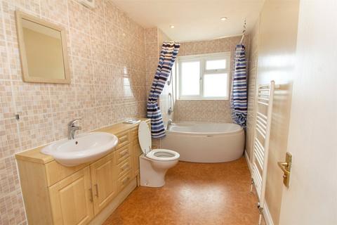 undefined, Glenmore Road, Carterton, Oxfordshire, OX18