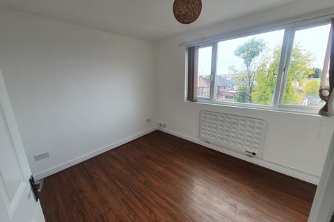 1 bedroom flat to rent, Roodend Road, Oldbury B68