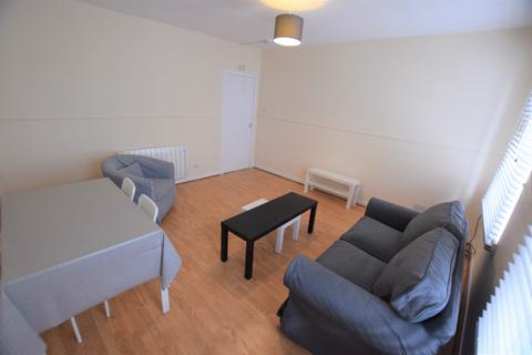 2 bedroom flat to rent, Upperkirkgate, City Centre, Aberdeen, AB10