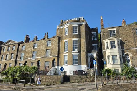 1 bedroom flat to rent, London Road