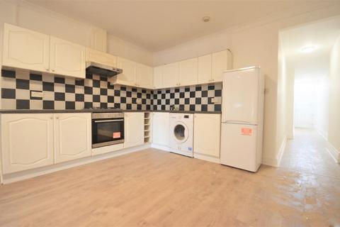 2 bedroom flat to rent, Horn Lane, Acton