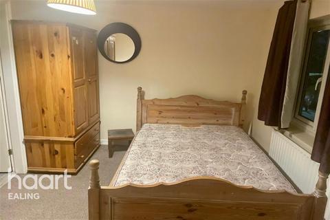 House share to rent - Dawes Avenue, Isleworth, TW7