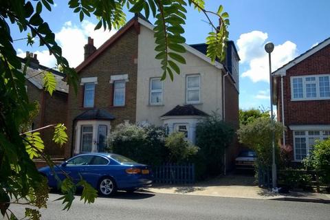 Search Cottages For Sale In Kingston Upon Thames Onthemarket