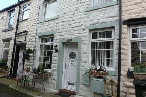 2 bedroom cottage to rent, Stott Street, Rochdale OL16