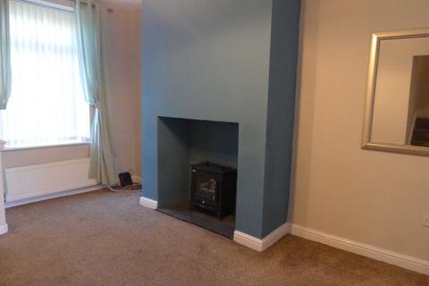 2 bedroom cottage to rent, Stott Street, Rochdale OL16