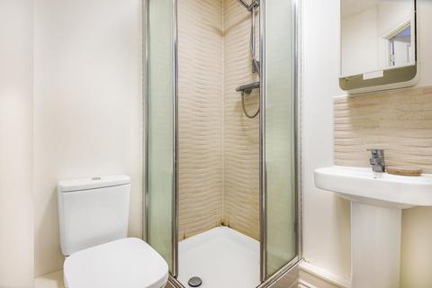undefined, Berryfields,  Aylesbury,  HP18