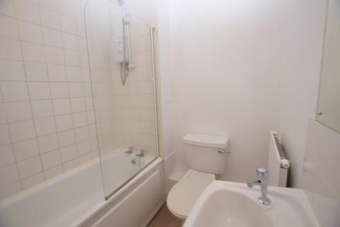 2 bedroom flat to rent, Charlwood Street, Bognor Regis, PO21