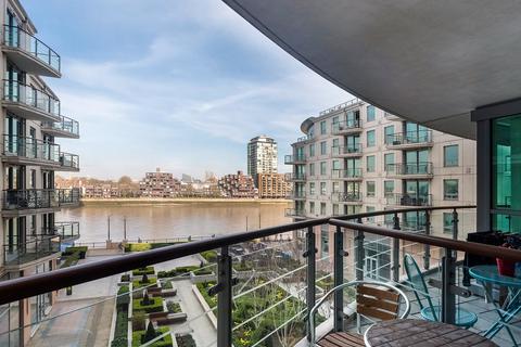 2 bedroom apartment to rent, St George Wharf, London, SW8