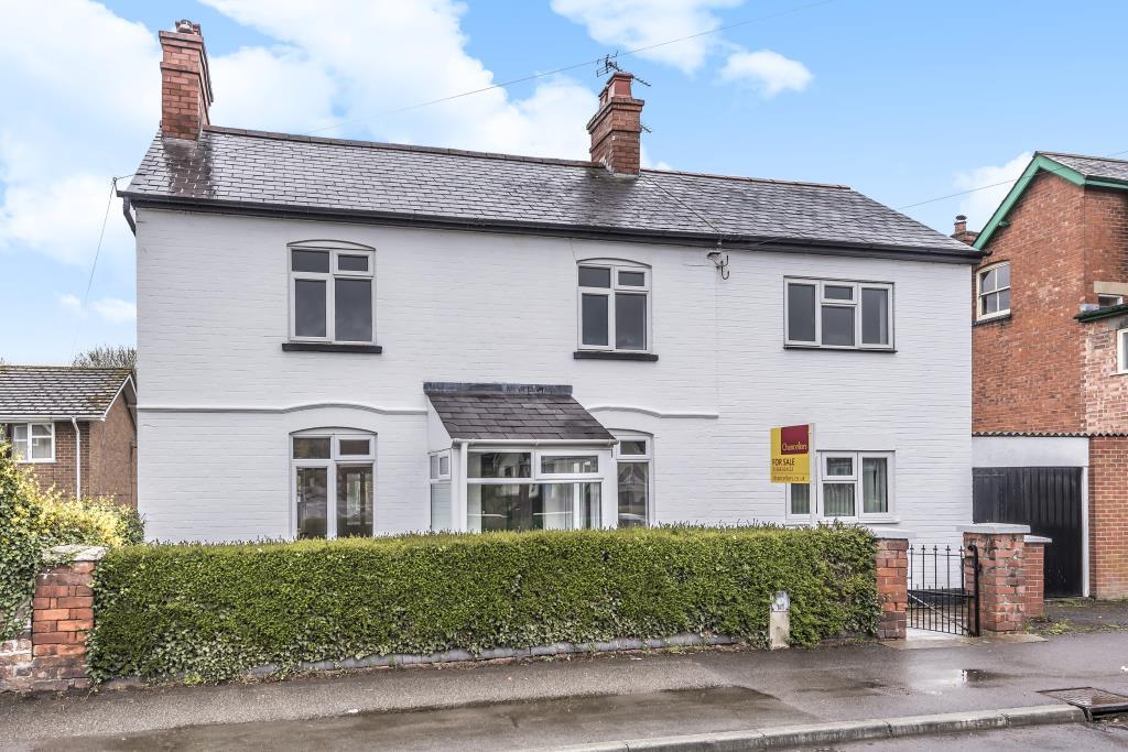 Leominster, Herefordshire, HR6 3 bed cottage £250,000