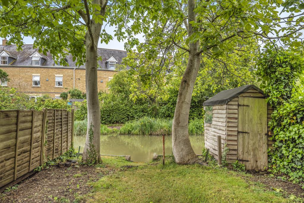 Hayfield Road, Central North Oxford, OX2 2 bed terraced house £675,000