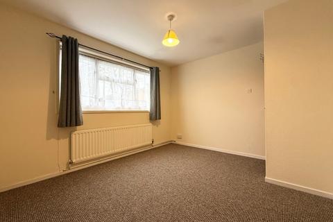 undefined, Yew Tree Close, Norton Canes
