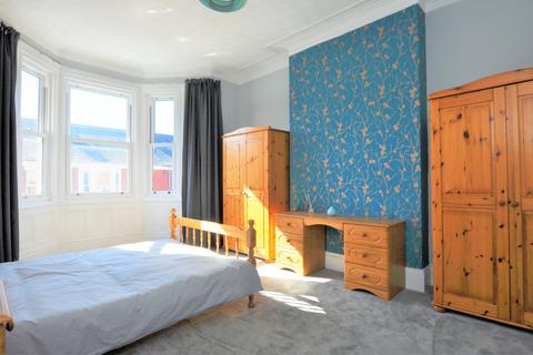 4 bedroom property to rent - Wolseley Gardens, Jesmond, Newcastle Upon Tyne