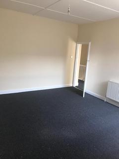3 bedroom flat to rent, Lilburn Street, North Shields NE29