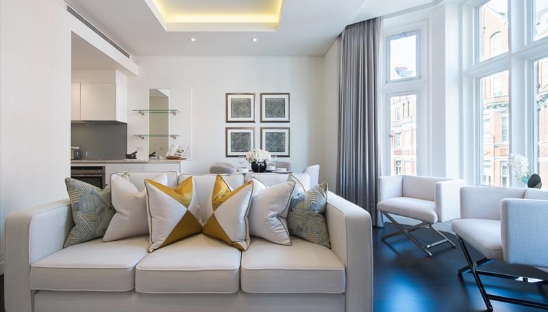 Apartment in Mayfair - View 2