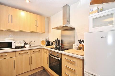1 bedroom terraced house to rent, Shortwood Common, Staines-upon-Thames, Surrey, TW18