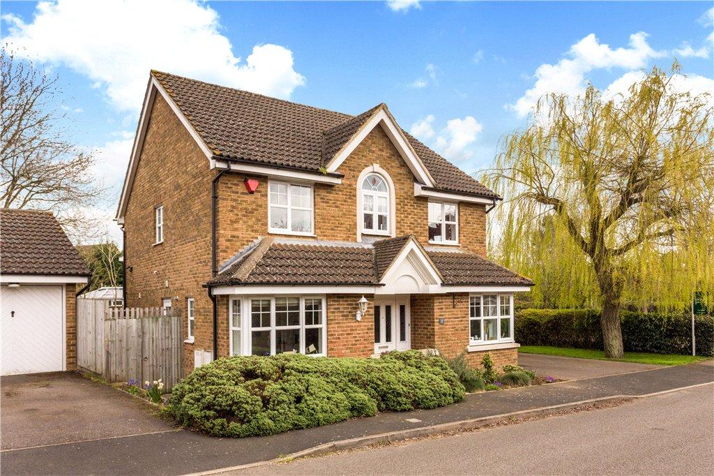 Jefferies Road, Stone, Aylesbury, Buckinghamshire 4 bed detached house