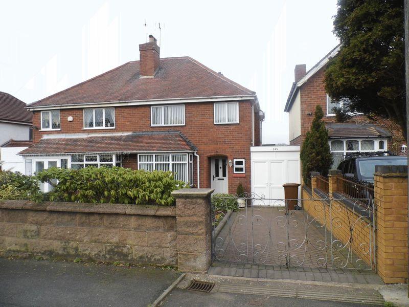 Wolverhampton Road, Pelsall,Walsall. 3 bed semidetached house £165,000