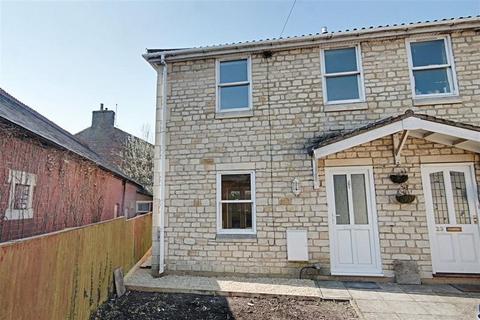 3 bedroom semi-detached house to rent, Stallard Street, Trowbridge